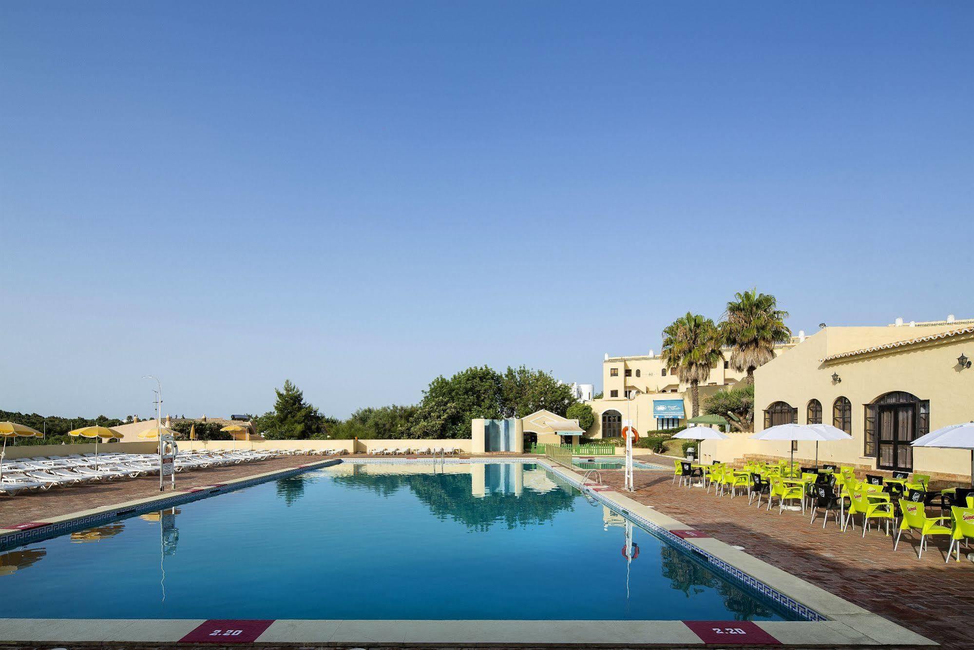 Alvor Clube Brisamar Aparthotel Bagian luar foto